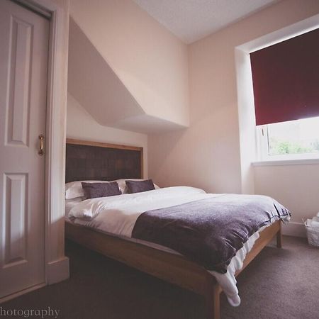 Stylish And Spacious Two Bed In Aberdeen'S West End エクステリア 写真