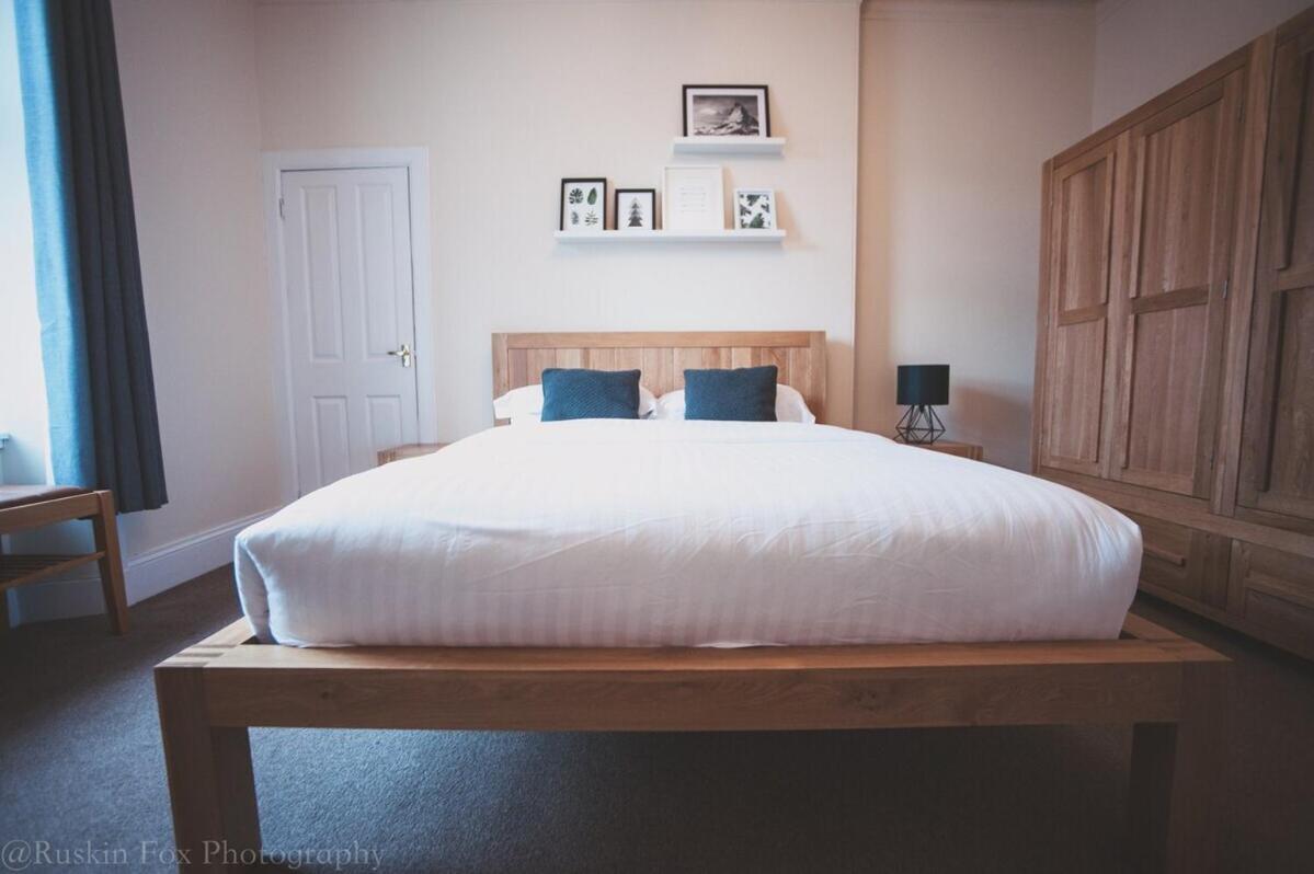 Stylish And Spacious Two Bed In Aberdeen'S West End エクステリア 写真